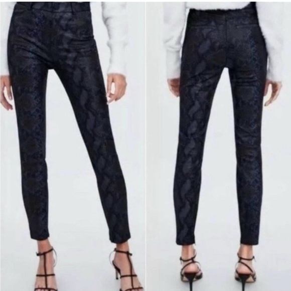 Zara Pants - Zara’s Trafaluc Snakeskin Print Pants. Small